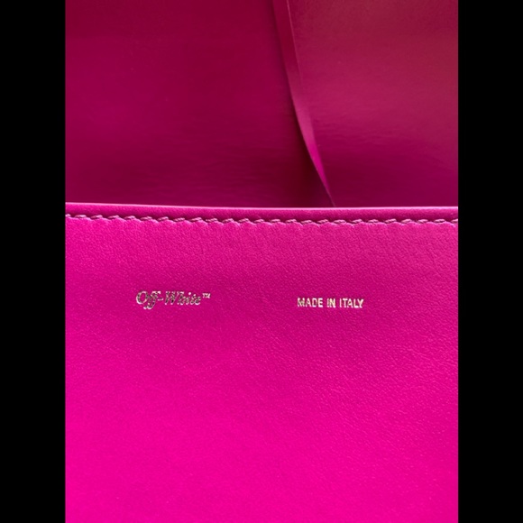 Off White Fushia Shoulder Bag w/ Shoulder Strap - Picture 5 of 12